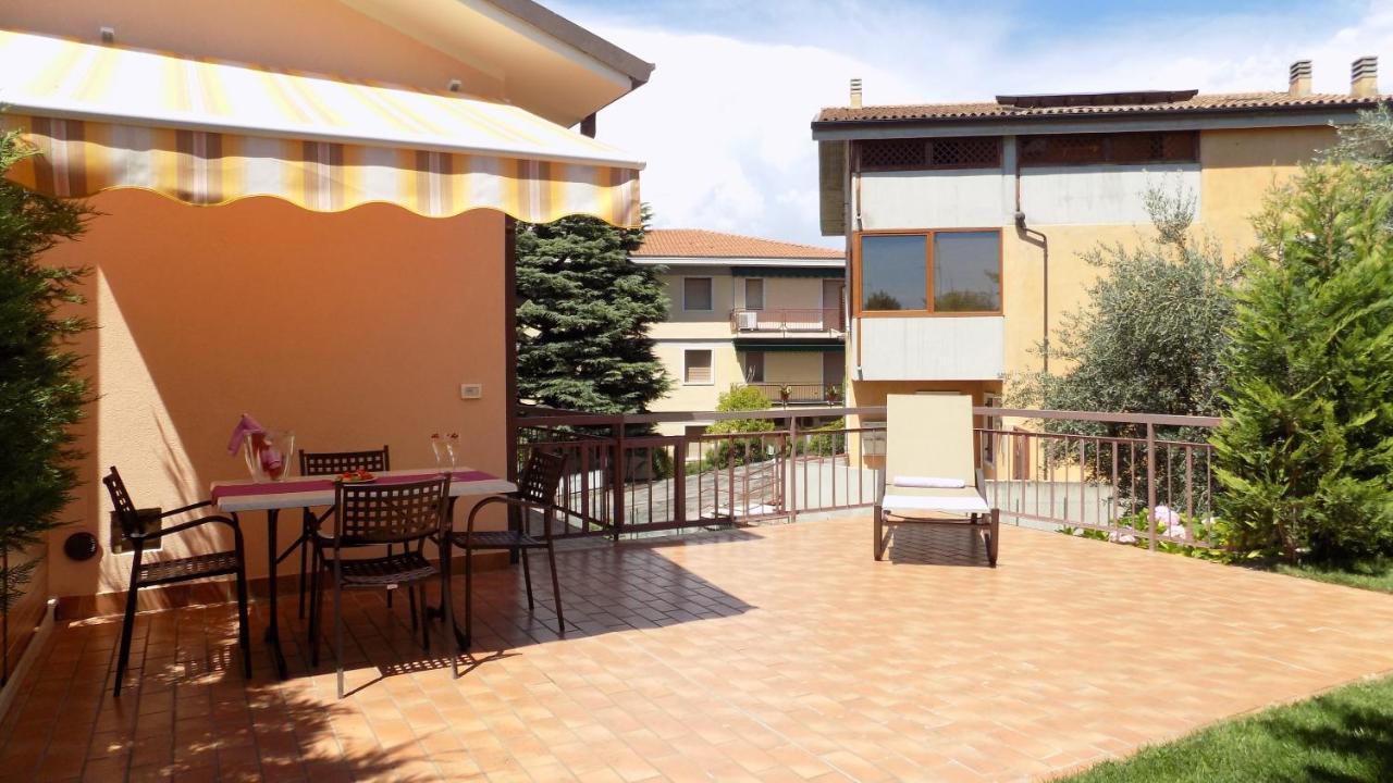 Millyholidays - Apartment Lilla - Center - Nearby Beach - Private Garden - Spa Pool Bardolino Buitenkant foto