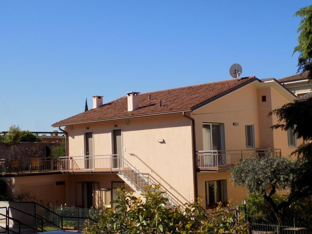 Millyholidays - Apartment Lilla - Center - Nearby Beach - Private Garden - Spa Pool Bardolino Buitenkant foto