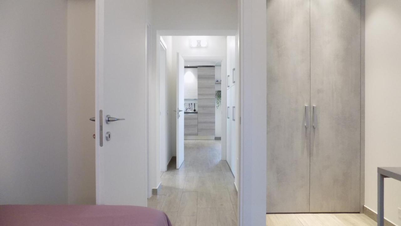 Millyholidays - Apartment Lilla - Center - Nearby Beach - Private Garden - Spa Pool Bardolino Buitenkant foto