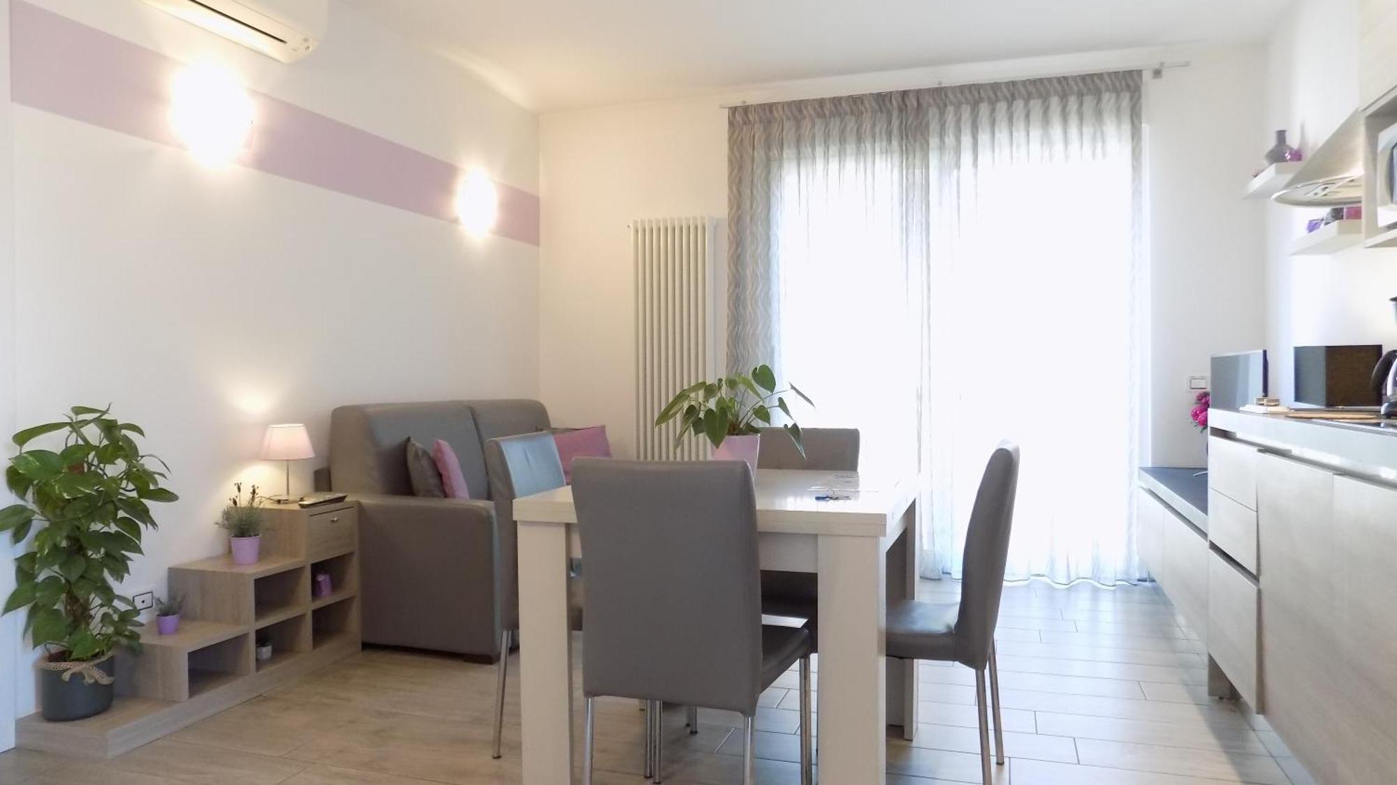Millyholidays - Apartment Lilla - Center - Nearby Beach - Private Garden - Spa Pool Bardolino Buitenkant foto